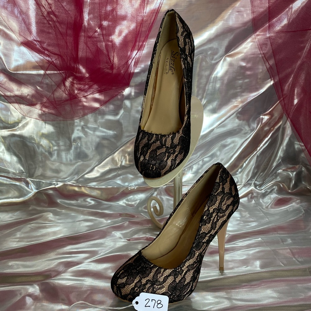 SAMPLE #278 - Sizzle 871M Black Lace/ Taupe